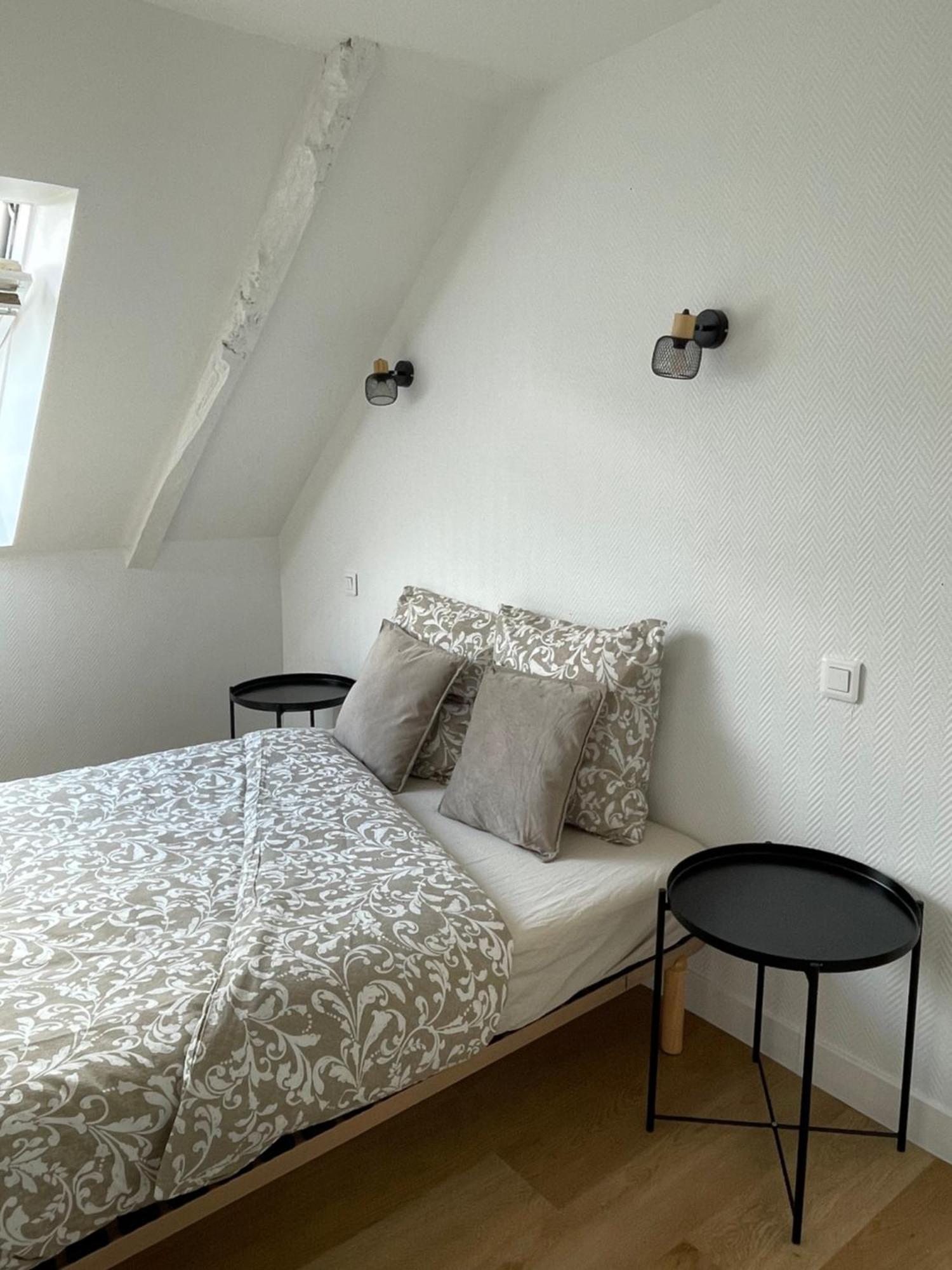 Au Pied Leve Hotel Calorguen Room photo