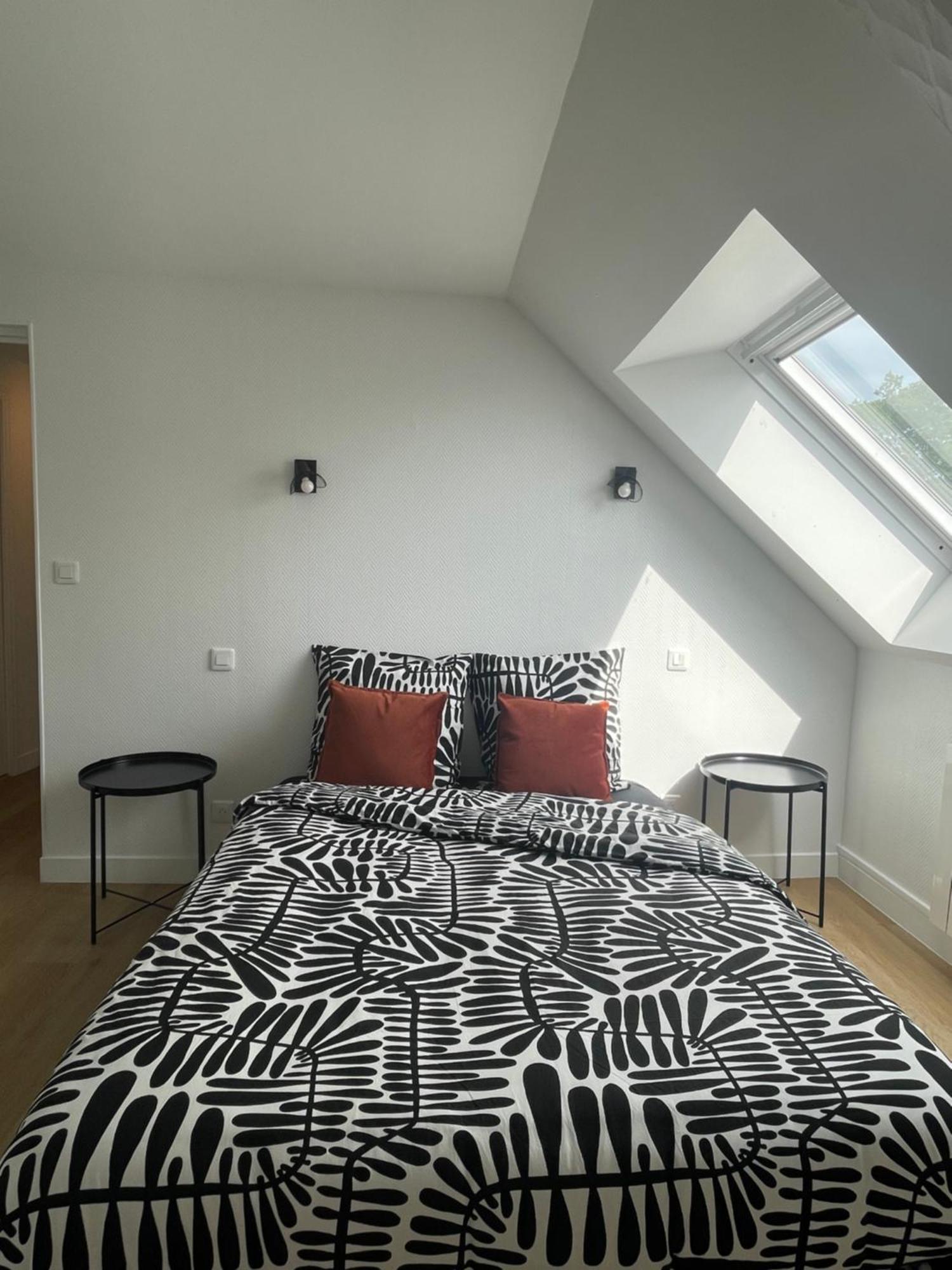 Au Pied Leve Hotel Calorguen Room photo