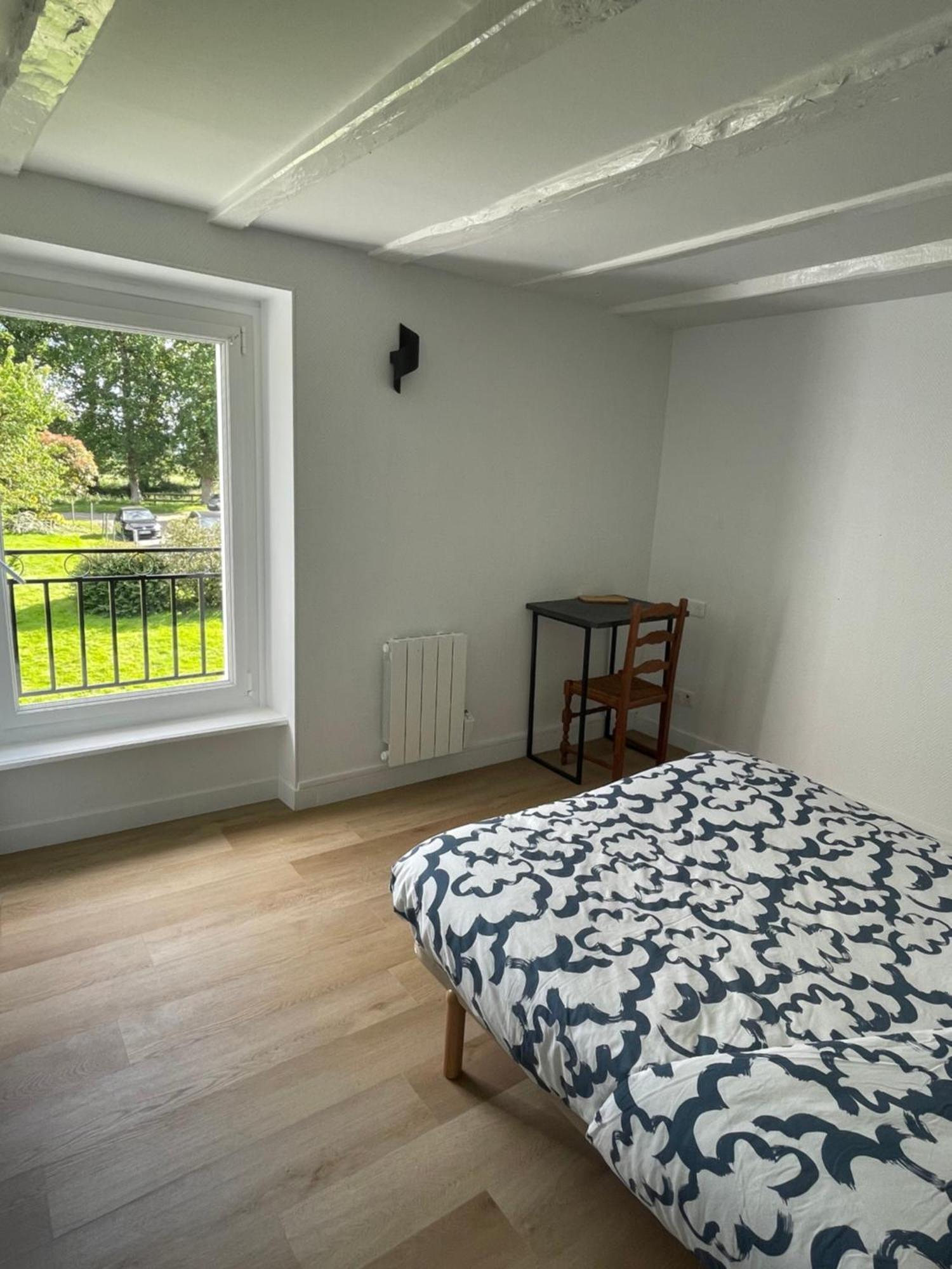 Au Pied Leve Hotel Calorguen Room photo