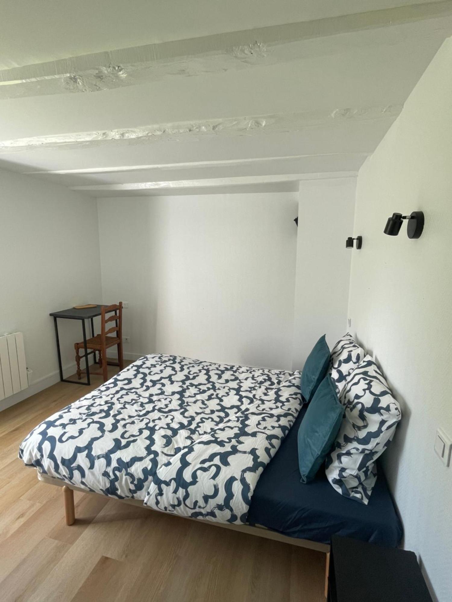 Au Pied Leve Hotel Calorguen Room photo